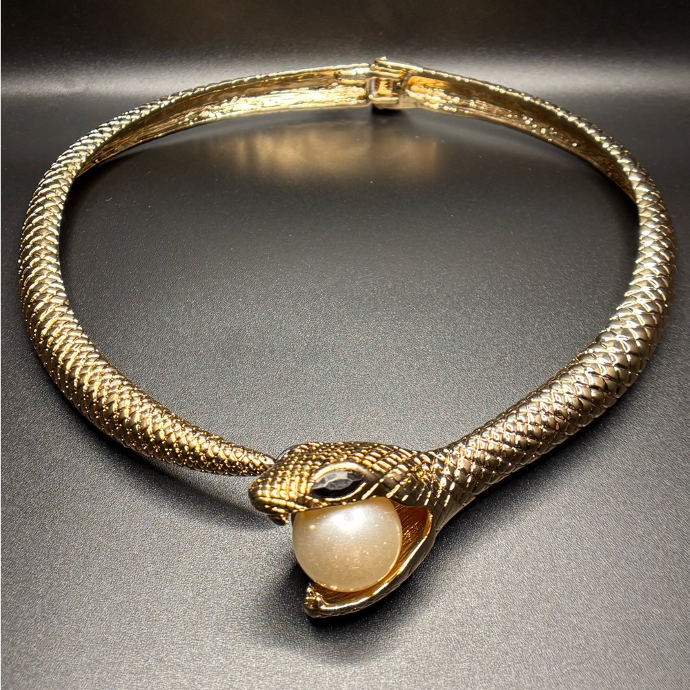 Luxurious Gold Snake Necklace with Pearl Accent
